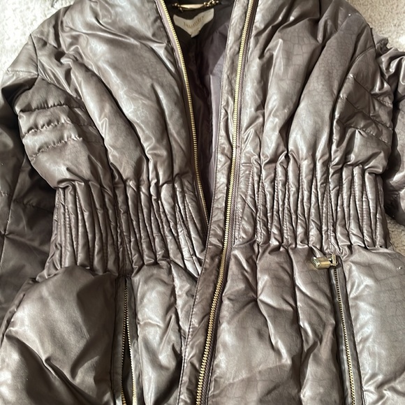 Laundry by Shelli Segal Down Jacket in Small - Picture 15 of 15